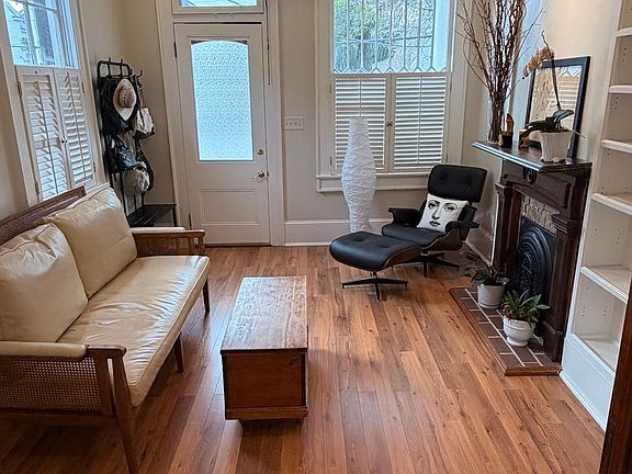 5th image of 5321-5323 Chestnut St #5321