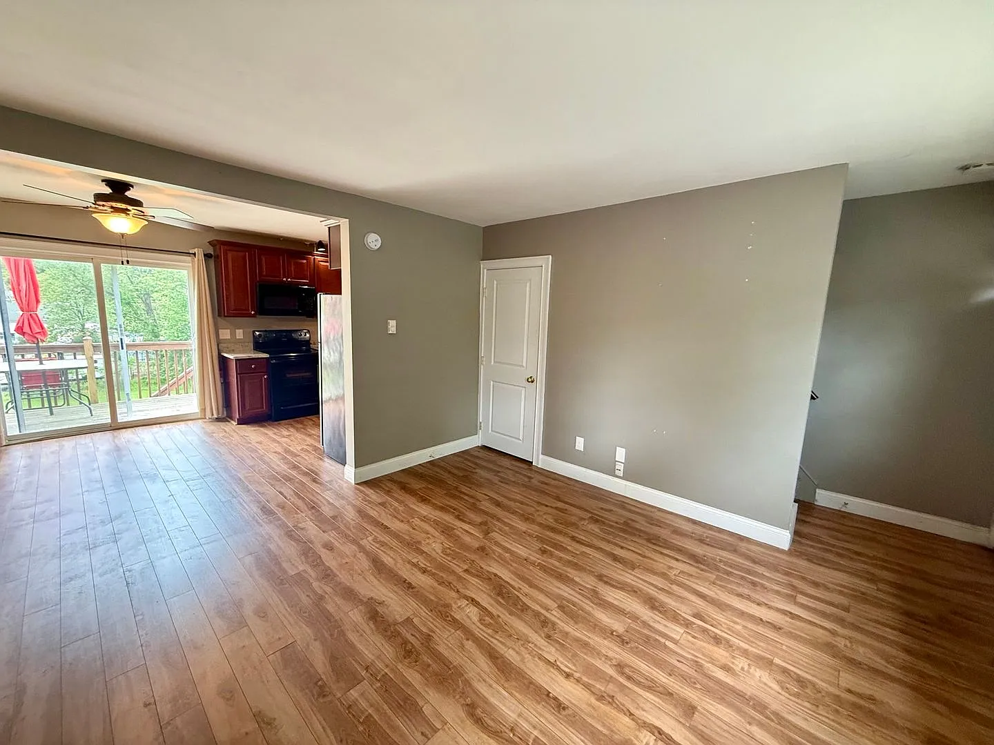 4 Providence Road — Photo 4