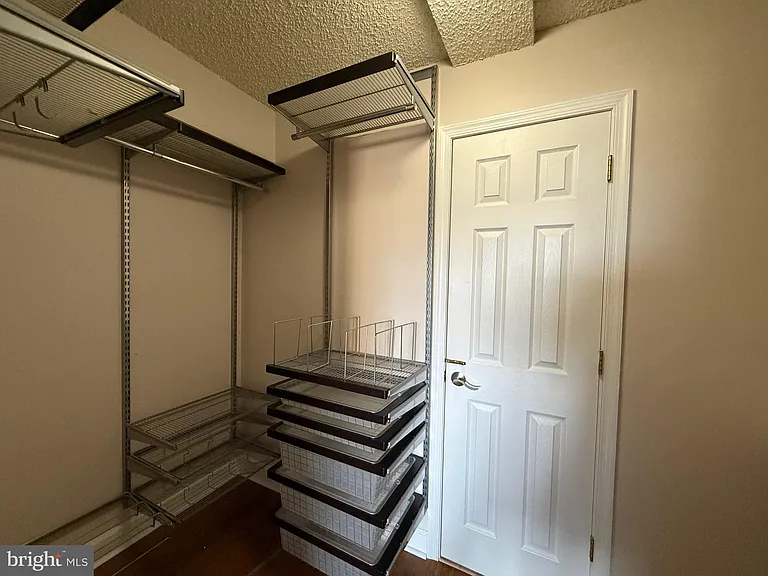 1276 N Wayne St #1205 — Photo 11