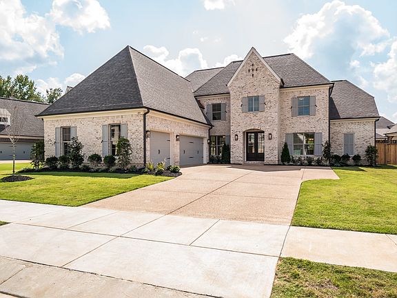 3rd image of 835 Cypress Green Cv