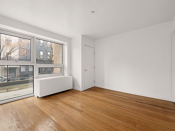 3rd image of 308 Eckford St APT 1A