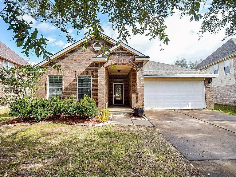 24718 Cobble Canyon Ln — Photo 29