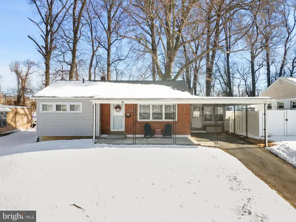 4217 Park Ln, Aston, PA 19014