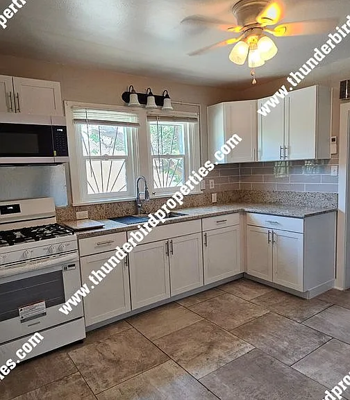 607 Delamar Ave NW — Photo 14