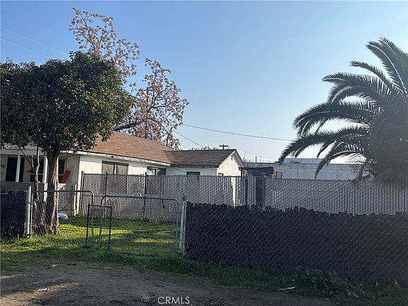 4th image of 2148 Keely Ave