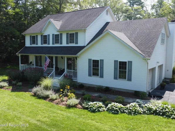95 Weeds Road, Pine Bush, NY 12566