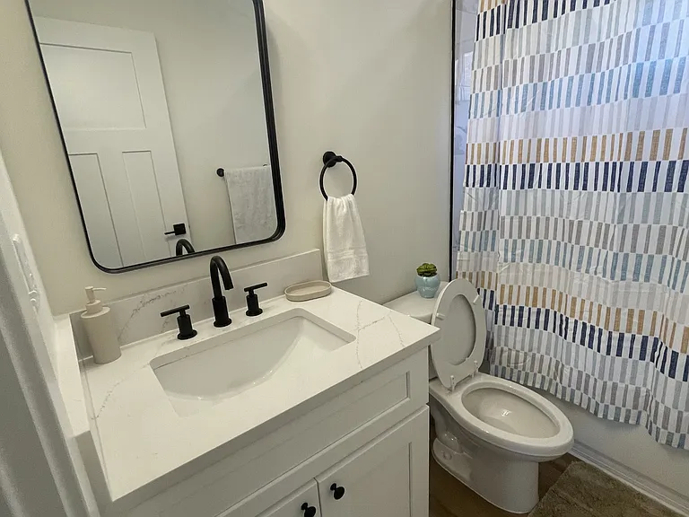 2233 Jefferson Ave #3 — Photo 26