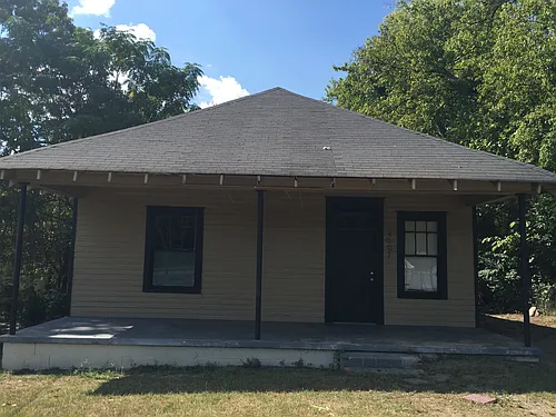 4007 Holly Ave Photo 1