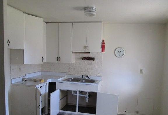 5th image of 3904 Arborcrest Dr