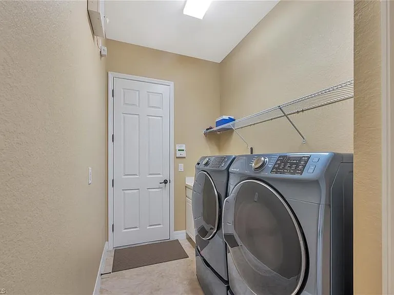 21093 Torre Del Lago St — Photo 24