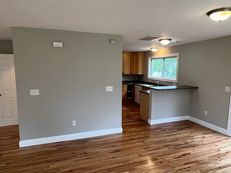 26 Nevada Ave — Photo 7