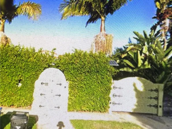 939 Victoria Ave, Venice, CA 90291