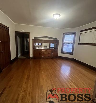 2nd image of 4515 Magoun Ave #11152997
