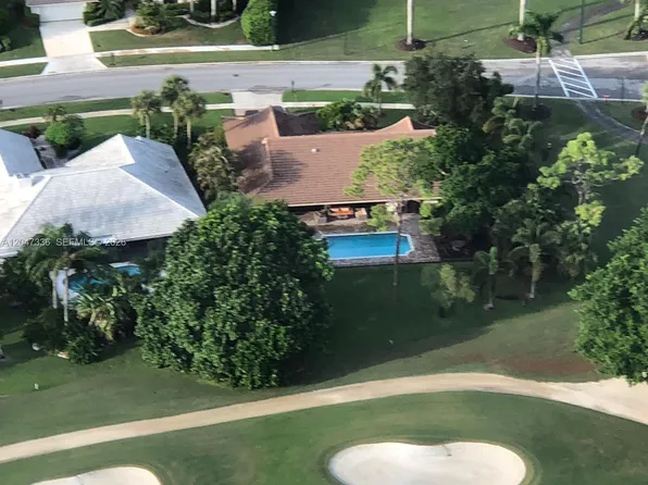 10134 Boca Woods Ln, Boca Raton, FL 33428