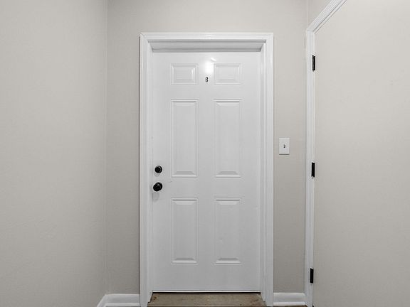 5th image of 125 Tandy Dr APT B