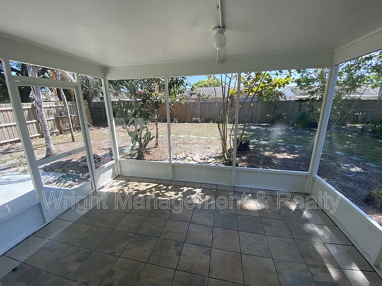 3544 Martell St — Photo 14