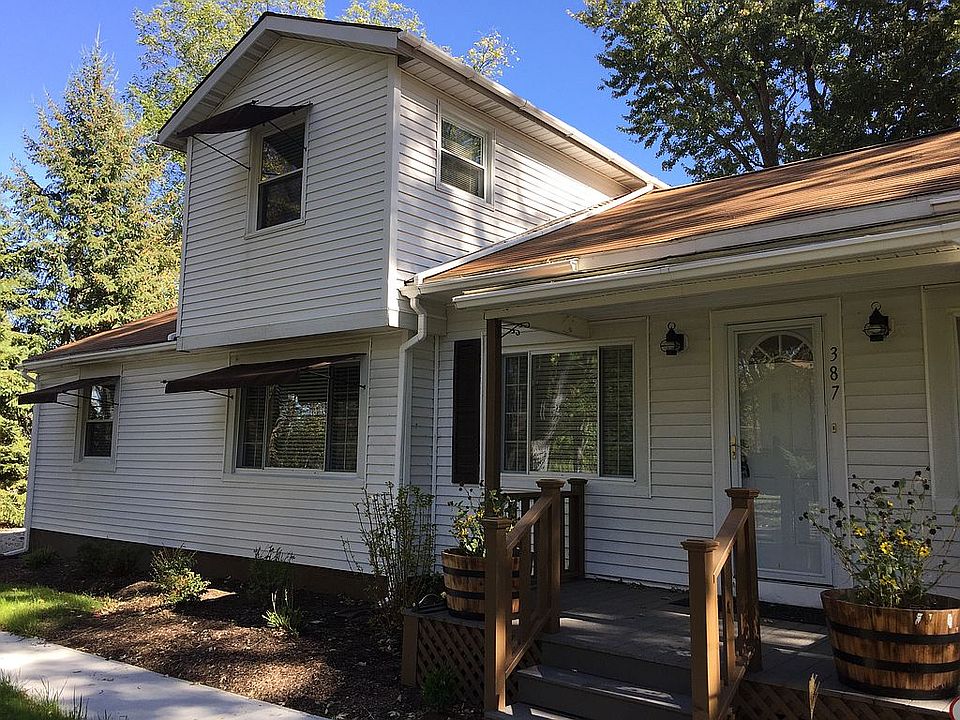 1st image of 387 Carlton Dr
