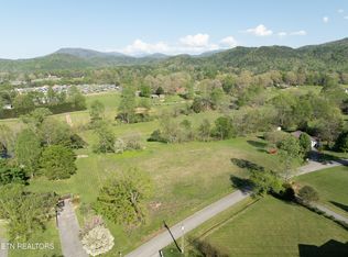 E Chestnut Hill Lot 28 & 29 Rd, Townsend, TN 37882