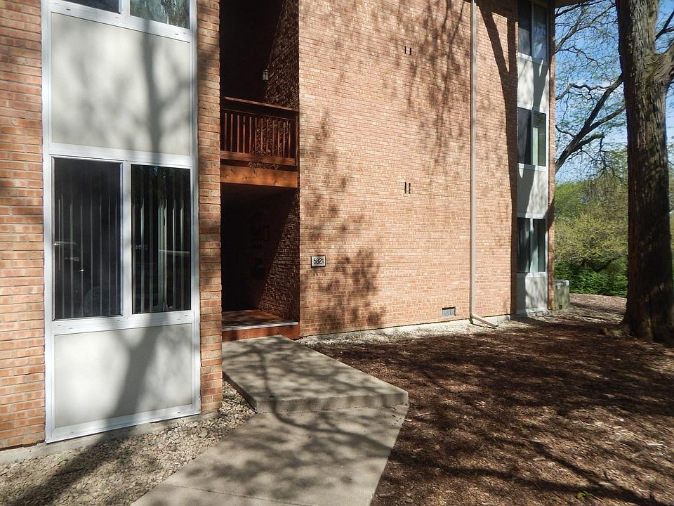 1st image of 5821 Oakwood Dr APT D
