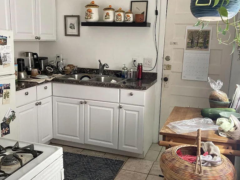 2549 Fillmore St NE #1 — Photo 8