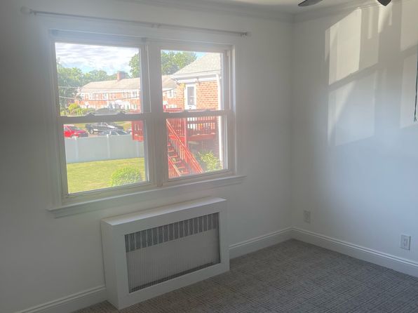 207 Seaton Rd APT 3