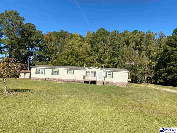 37 Kentucky Dr, Lake City, SC 29560