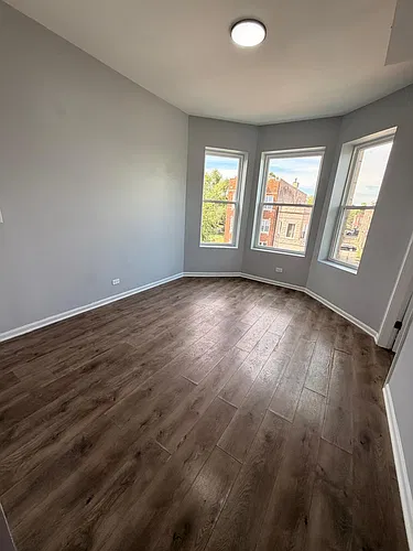 Floor plan 1515 South Millard Avenue - 3F