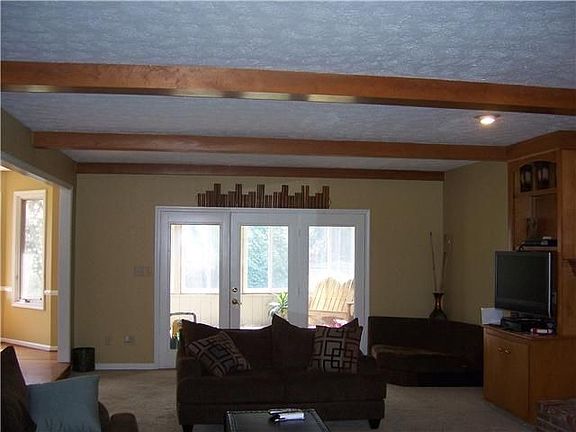 4th image of 1347 Pauls Dr