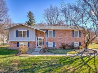 1506 Sunvalley Dr, Greeneville, TN 37745