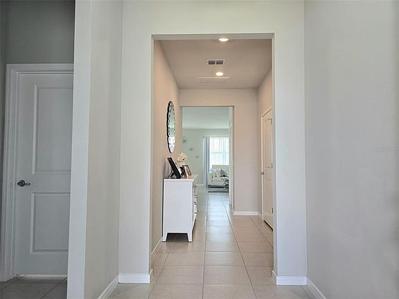 4th image of 1973 Spring Shower Cir