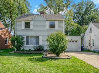 4984 Anderson Rd, Lyndhurst, OH 44124