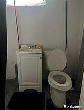 4th image of 9220 Rutherford St