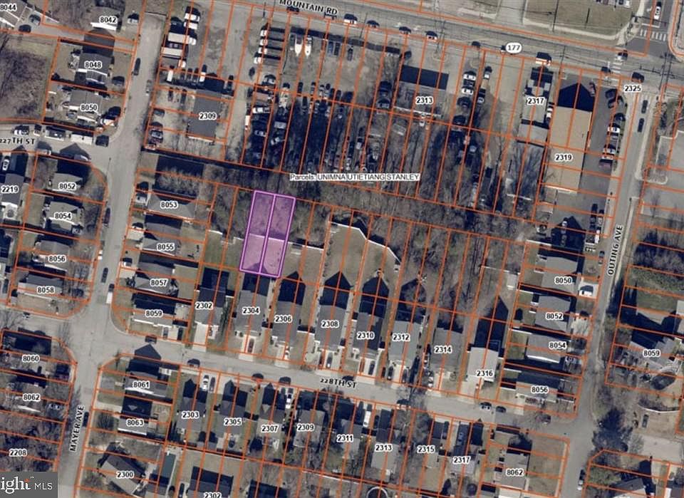 2nd image of Outing Ave