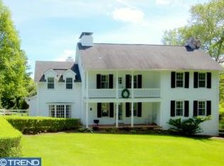 7 Farmhouse Ln, Malvern, PA 19355