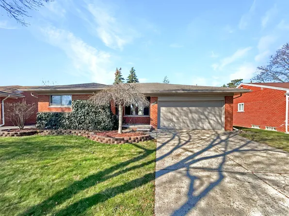 29243 Pinto Dr, Warren, MI 48093