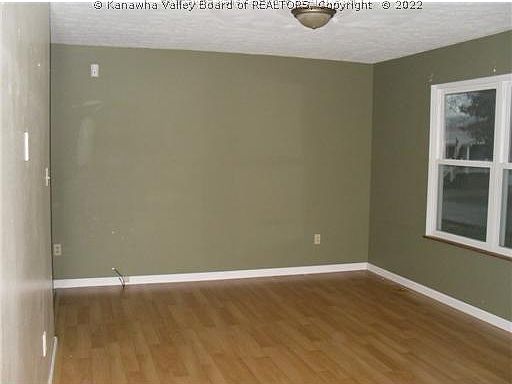 4th image of 112 Pinehurst Dr
