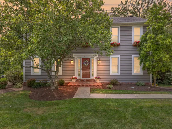 2324 Woodfield Cir, Lexington, KY 40515