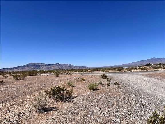 2nd image of 970 N Inca Ln