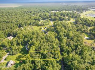 109 Tradewinds Rd, Newport, NC 28570