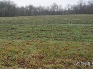 Hillsboro Rd, New Douglas, IL 62074