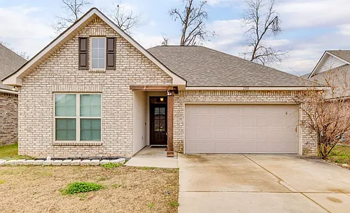 200 Briar Patch Dr Photo 1