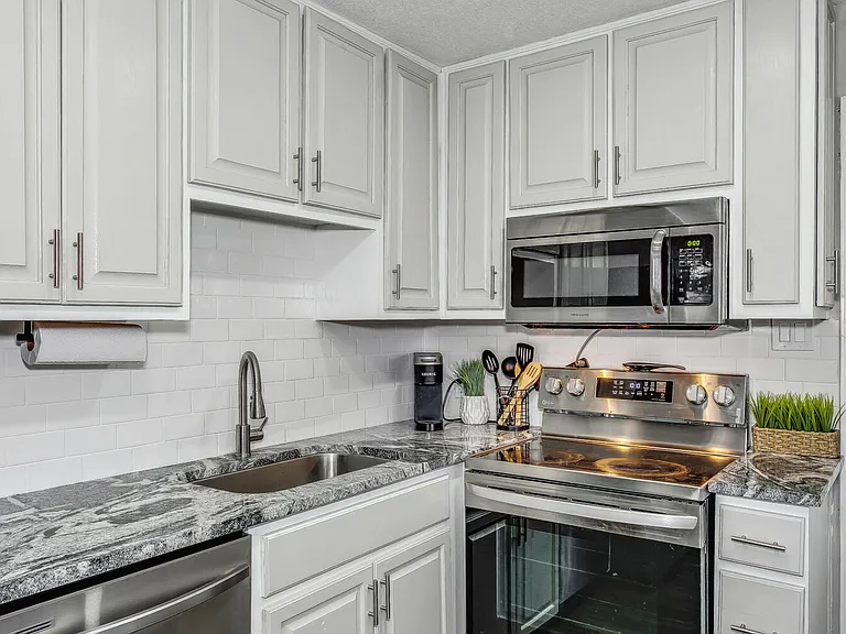 1205 Poppy Ave #B — Photo 9