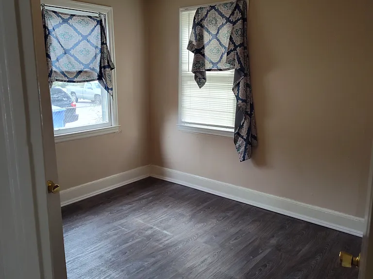 72 Rose Dr — Photo 10