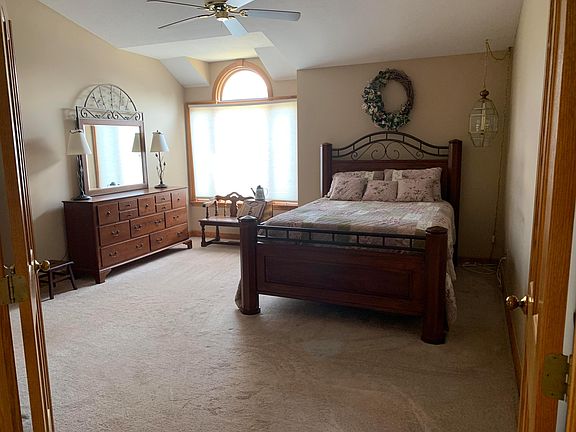 2nd image of 2958 Trueman Ct