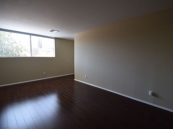 4th image of 12352 Burbank Blvd APT 108