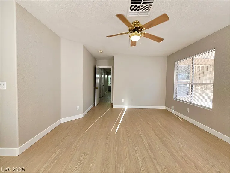 5929 Forest Creek Rd — Photo 13