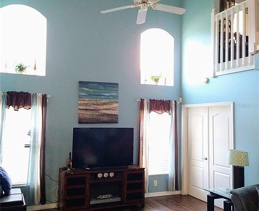 5th image of 8302 Carriage Pointe Dr