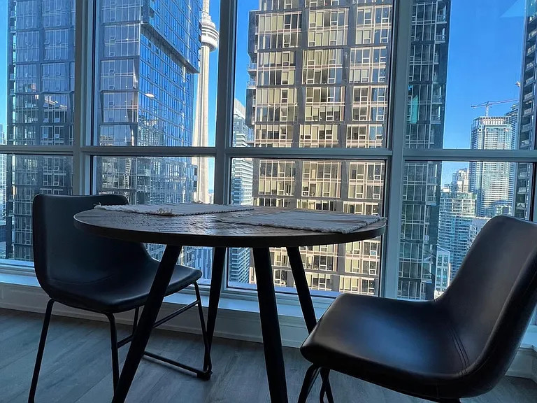 327 King St W #2903 — Photo 11