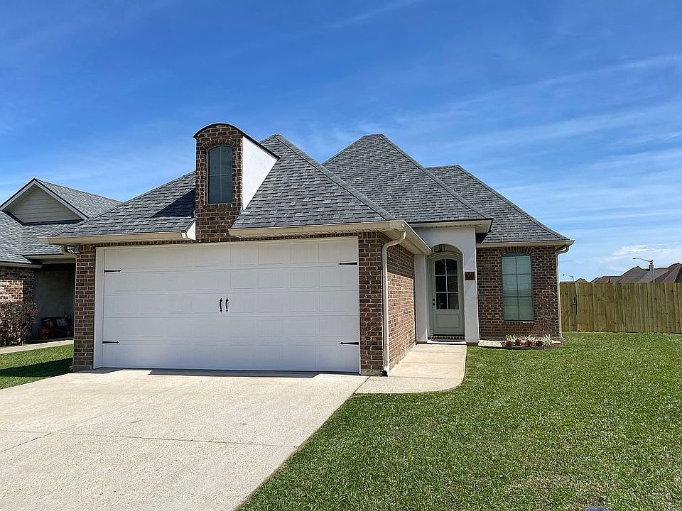 1st image of 100 Cedar Mound Ln