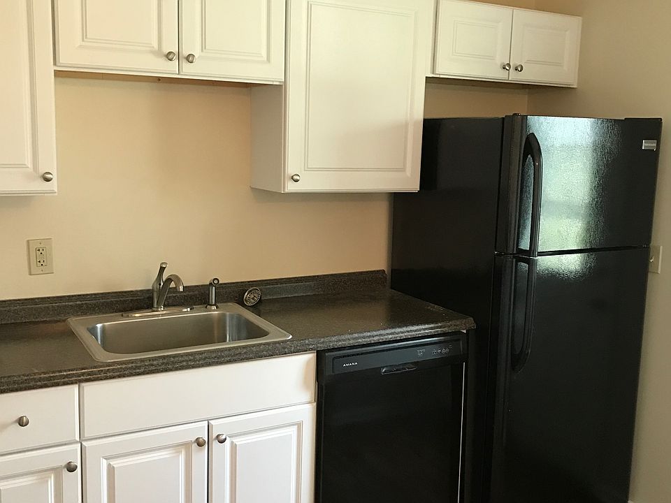 512 Kitchen